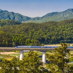 La Corée du Sud compacte sur rails de Séoul: High speed train Korea