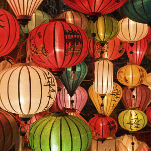 Les hauts lieux du Vietnam de Hanoi: Hoi An: Asian (Chinese / Vietnamese) traditional silk hanging lanterns