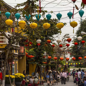 Grosse Indochina Reise ab Hanoi: Hoi An: In the streets at daytime