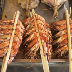 Pfeffriges Kampot ab Phnom Penh: Kep fresh grilled prawns