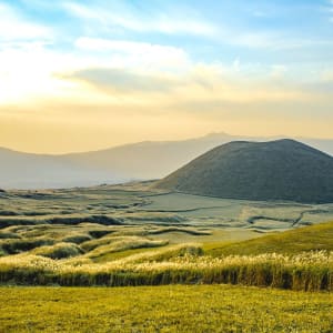 Kyushu – L'île ardente du Japon de Kagoshima: Komezuka at Aso NP