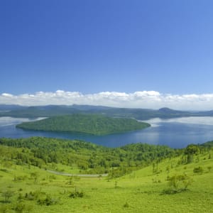 À travers le pays des Ainu de Hakodate: Lake Kussharo