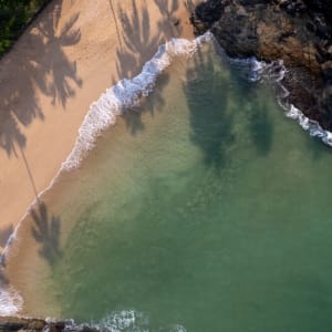 Ahu Bay à Ahungalla:  aerial shot