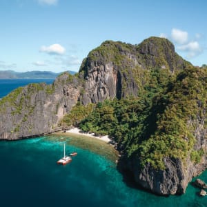 Privater Katamaran im Inselparadies ab Palawan: location: El Nido Yachting Club