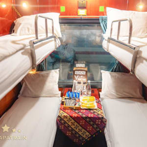 Abenteuer Sapa «Authentic Package» ab Hanoi: Luxury cabin at Vicsapa train