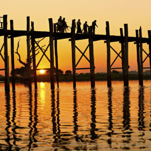 La fascination du Myanmar – un pays en mutation de Naypyitaw: Mandalay Amarapura U-Bein Bridge