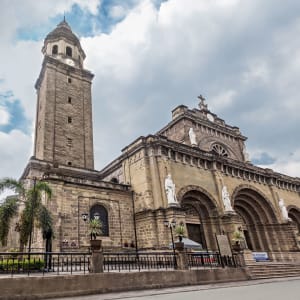 Le vieux Manille sur un vélo de bambou: Manila Cathedral at Intramuros