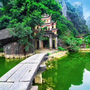 Das Naturreich von Tam Coc in Hanoi: Ninh Binh: Bich Dong pagoda