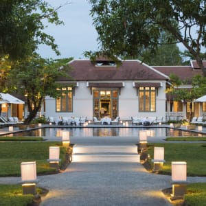 Amantaka à Luang Prabang:  Poolside Evening