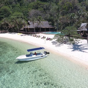 Cauayan Island Resort in Palawan:  beach: Beach & Pool Area