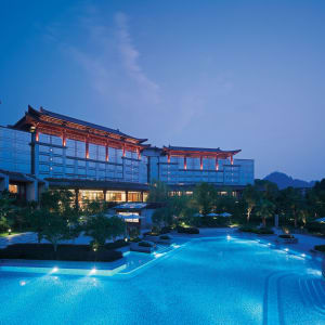 Shangri-La à Guilin:  Outdoor Swimming Pool