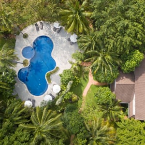 Paradise Beach Resort in Ko Samui:  overview Pool Garden