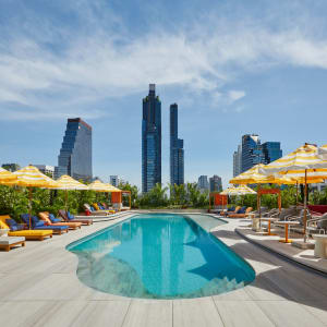 The Standard, Bangkok Mahanakhon:  Pool