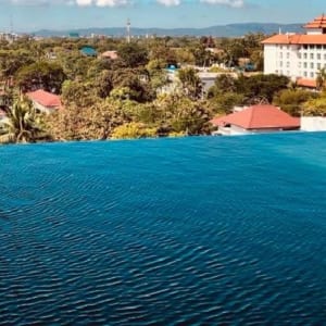 Yadanarpon Dynasty in Mandalay:  Pool