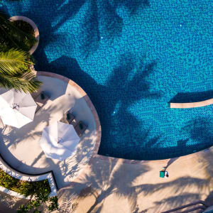 OUTRIGGER Khao Lak Beach Resort:  Pool Areal
