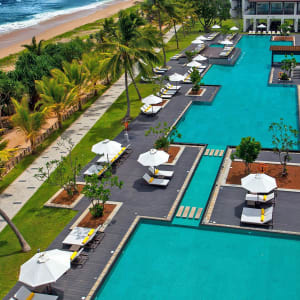 NH Bentota Ceysands Hotel:  Swimming pool