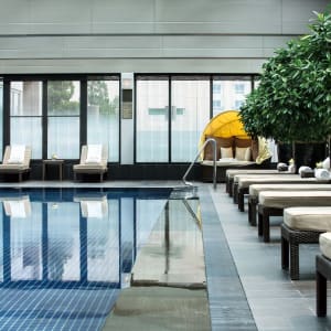 The Peninsula Beijing in Peking:  Swimming Pool