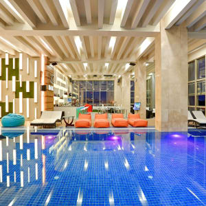 Jasmine Palace in Yangon:  Swimming Pool