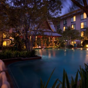 Hyatt Regency Bangkok Suvarnabhumi Airport:  Swimming Pool night shot