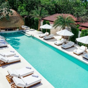Zazen Boutique Resort & Spa in Ko Samui:  Swimming Pool & Pool Bar
