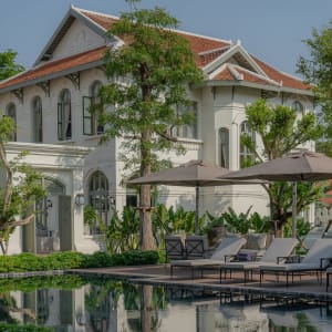 Souphattra Heritage Vientiane:  Swimmingpool