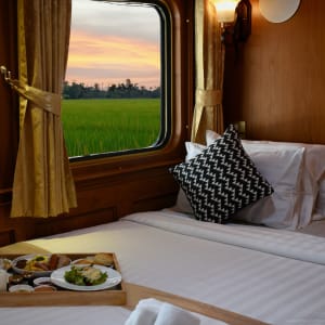 The Blue Jasmine – Train Heritage de Bangkok: Premium Suite
