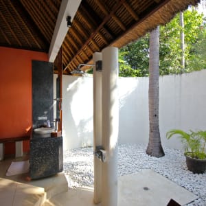 Siddhartha Oceanfront Resort & Spa in Ostbali:  2-Bedroom Oceanfront Pool Villa