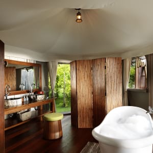 9 Hornbills Tented Camp in Ko Yao:  Bathroom