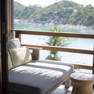 The Beach Club by Haadtien à Ko Tao:  Beach Balcony