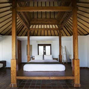 The Menjangan in Nordbali:  Beach Villa | Interior