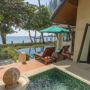 Koh Chang Paradise Resort & Spa in Ko Chang:  Beachfront Pool Villa