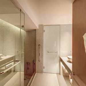 SAii Laguna Phuket:  Club Ocean View | Bathroom