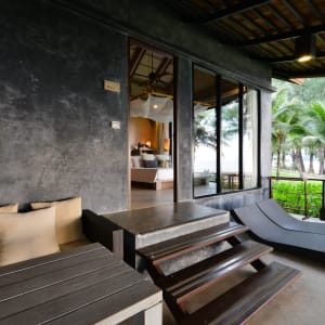 Twin Lotus Resort & Spa in Ko Lanta:  Deluxe Beachfront Villa