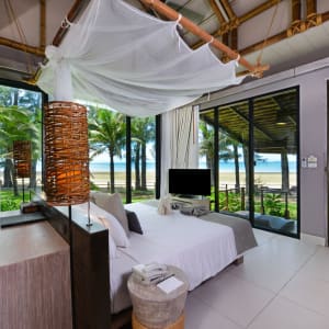 Twin Lotus Resort & Spa in Ko Lanta:  Deluxe Beachfront Villa