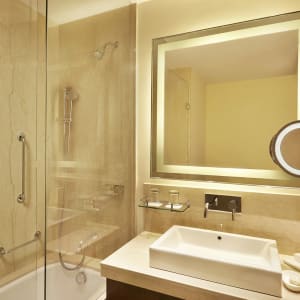 Trident in Agra:  Deluxe Garden View | Deluxe Pool View | Bathroom