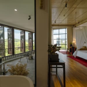 aNhill Boutique in Hue:  Deluxe Suite