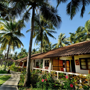 Cocotinos Sekotong in Lombok:  Garden Room Ocean/Poolview