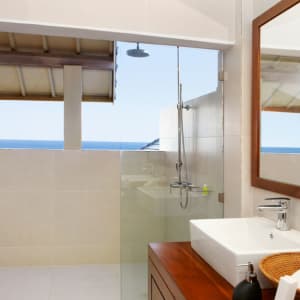 The Lovina Bali in Nordbali:  Grand Beach Villa 4-Bedroom | Bathroom