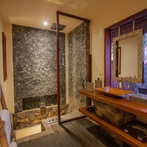 Cauayan Island Resort in Palawan:  Lagoon Villa | Bathroom