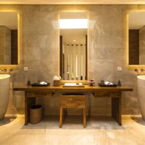 Candi Beach Resort & Spa in Ostbali:  Luxury Pool Villa | Bathroom