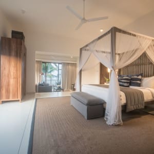 Kumu Beach Hotel in Balapitiya:  Ocean View Suite