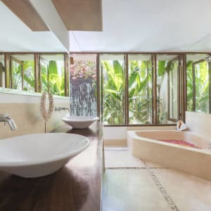 The Pavilions Bali à Sud de Bali:  Plantation Pool Villa | Bathroom