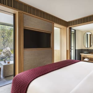 Six Senses Kyoto:  Premier Suite Garden | bedroom