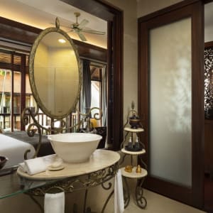 Anantara Angkor Resort in Siem Reap:  Suite | Bathroom