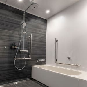 Centara Grand Hotel Osaka:  Superior | bathroom