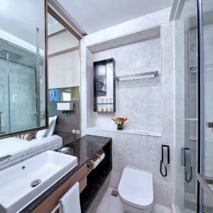 Harbour Grand Kowloon in Hong Kong:  Tower Cityview | Bathroom