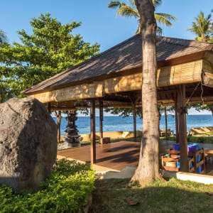 Siddhartha Oceanfront Resort & Spa à Ouest de Bali:  Oceanfront Yoga Studio