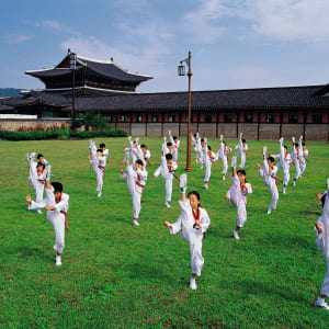 Südkoreas unbekannter Westen ab Seoul: Taekwondo