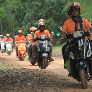 Vespa Tour durch Angkor in Siem Reap: Vespas