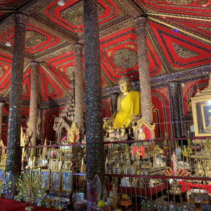 Royaume de Lanna de Chiang Mai: Wat Si Rongmuang Lampang
